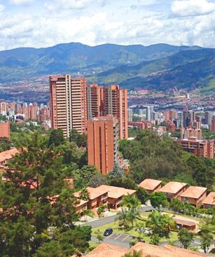 Monteria Medellin City Montagne