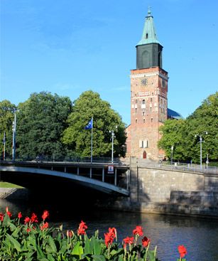 Turku Riviere Aura Cathedrale