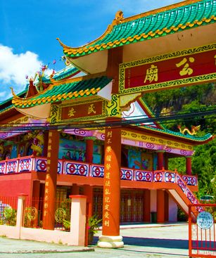 Sandakan Temple Chinois Colore