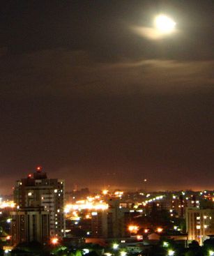 Londrina Moonlight