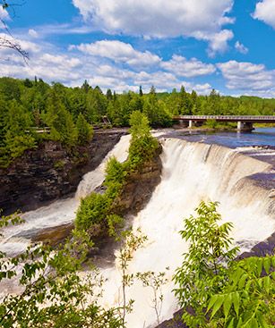 Thunder Bay Cascade A Proximite