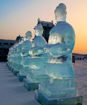 Harbin Festival De Sculpture Sur Neige Et Sur Glace