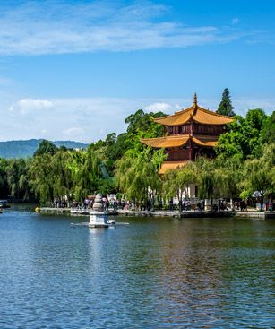 Kunming Temple Yuantong