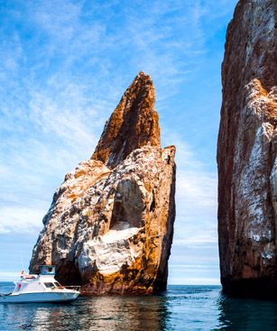 Galapagos Falaise Kicker Rock