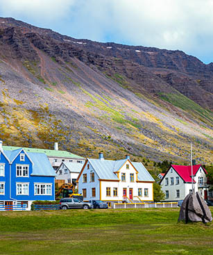 Isafjordur Maisons Montagne
