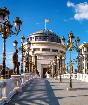 Skopje Pont Art