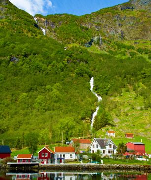 Stavanger Lac Fjord Montagne Village