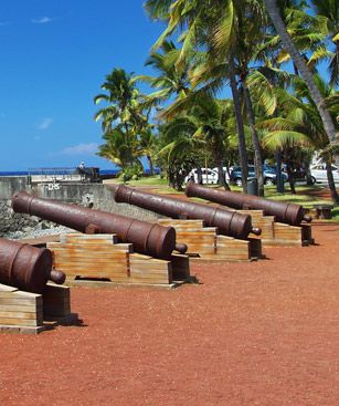 Saint Denis De La Reunion Canons Barachois