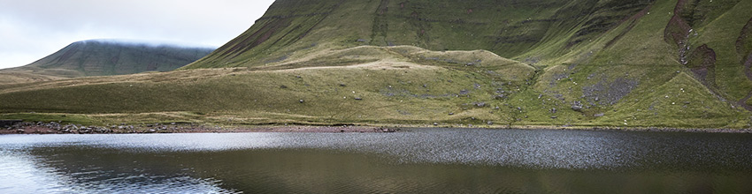 Le Lac Llyn y Fan Fach